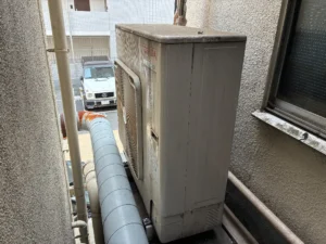施工前：不具合が確認された室外機